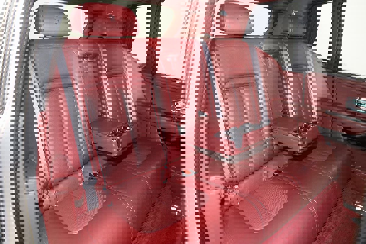 Used 2020 Rolls-Royce Cullinan image 18