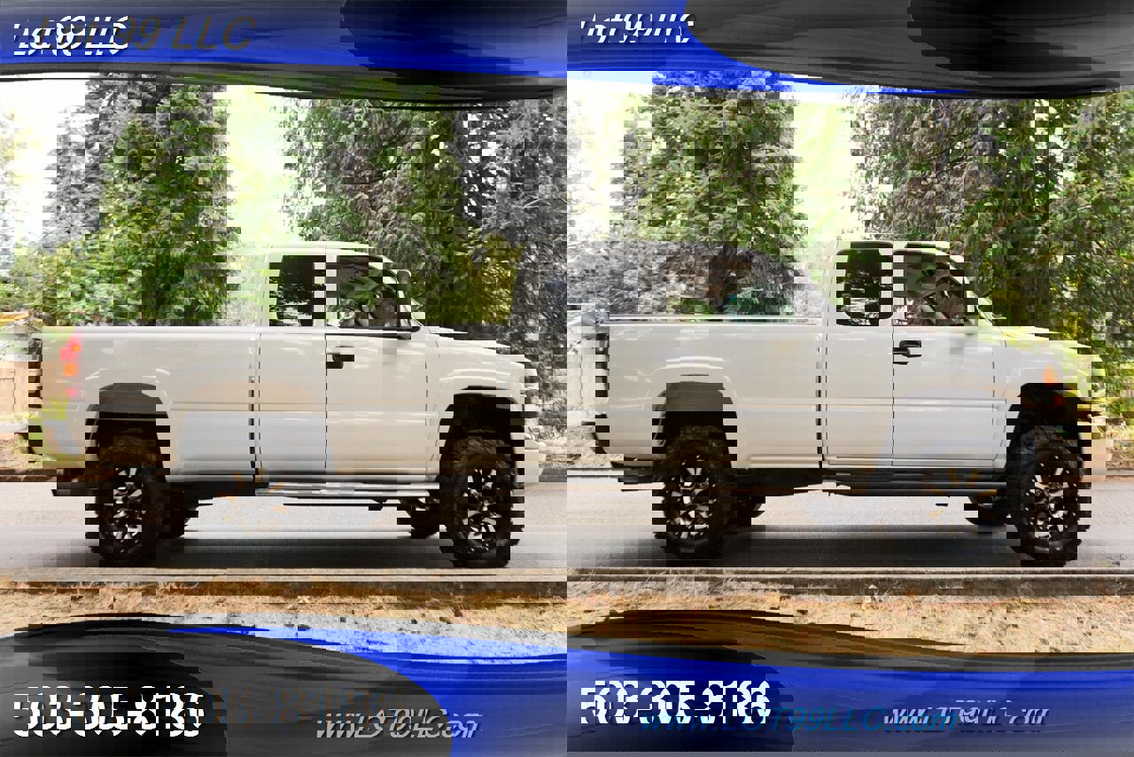 Used 2004 GMC Sierra 2500 SLE w/ Heavy-Duty Power Package image 8