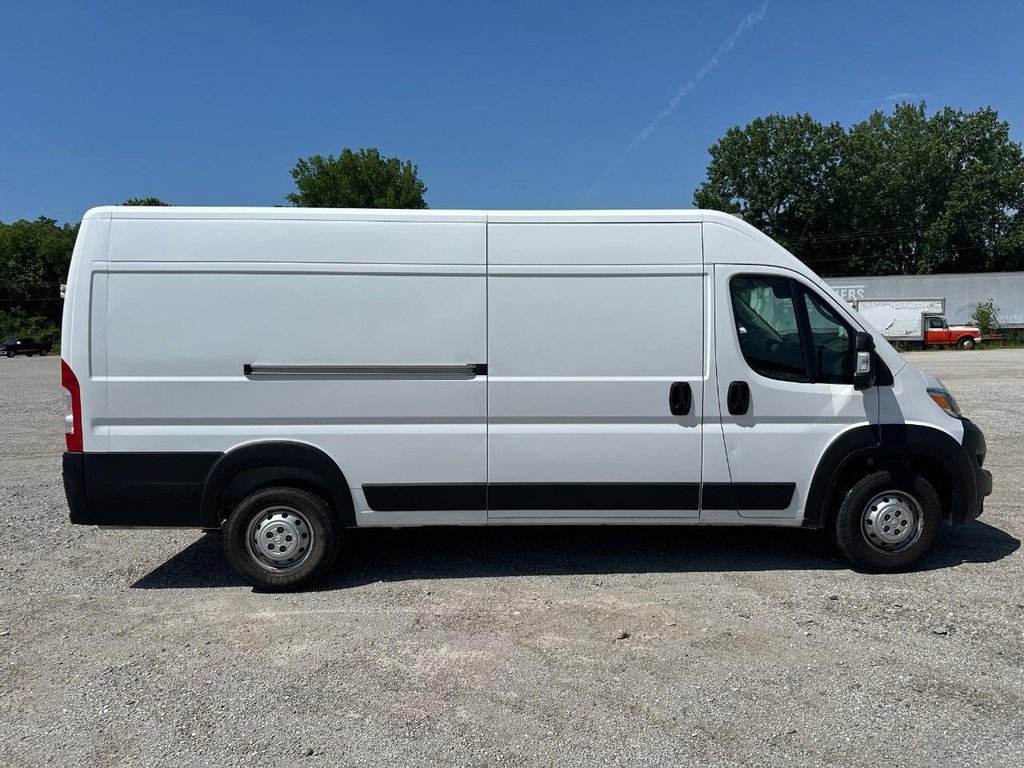 Used 2023 RAM ProMaster 3500 w/ Driver Convenience Group FWD image 2