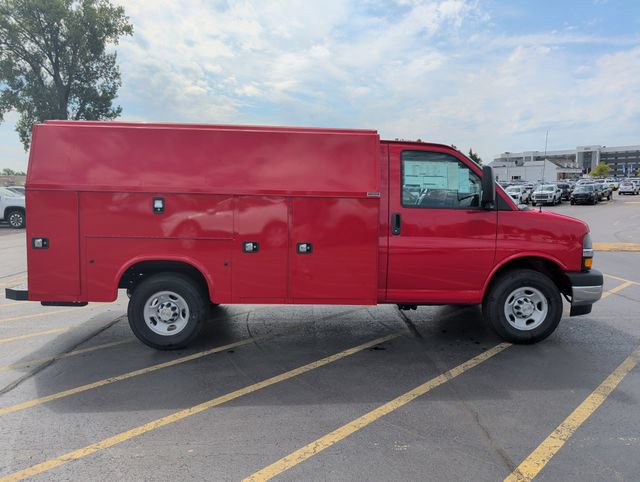 New 2026 Chevrolet Express 3500 w/ Power Convenience Package RWD image 7