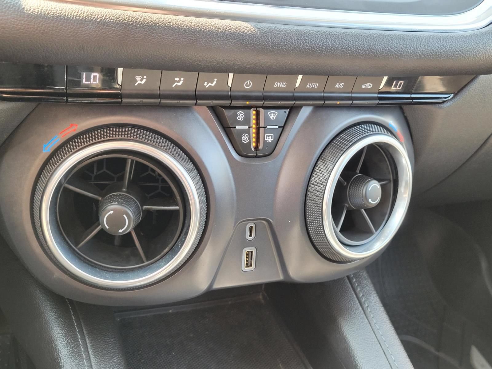 Used 2020 Chevrolet Blazer LT w/ LPO, Floor Liner Package FWD image 26