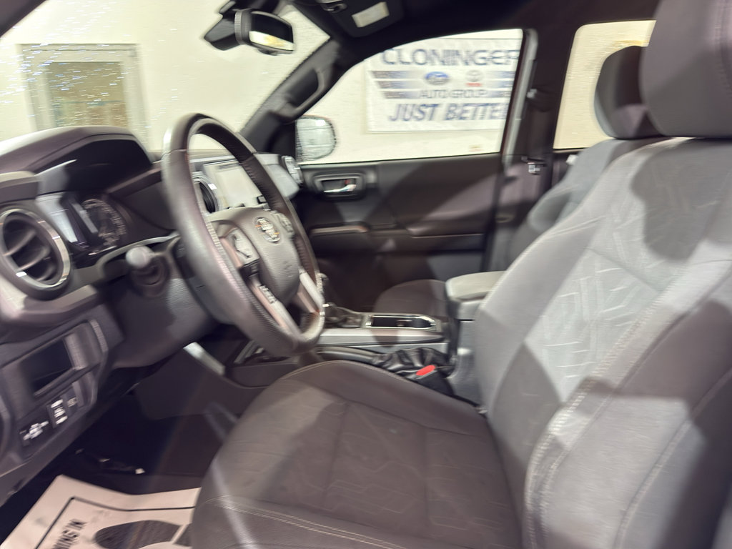 Used 2019 Toyota Tacoma TRD Off-Road image 14