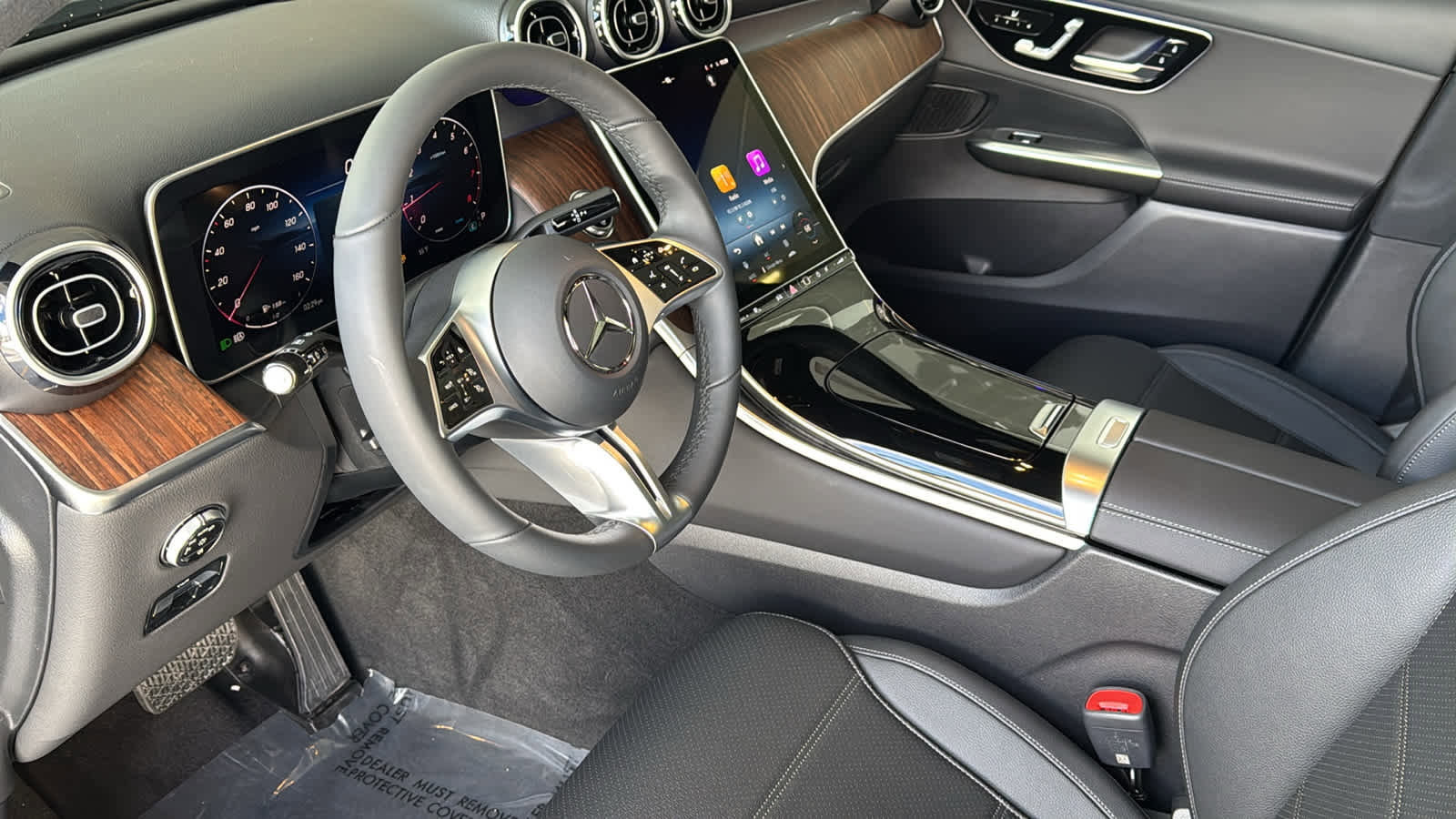 Certified 2026 Mercedes-Benz GLC 300 4MATIC image 28