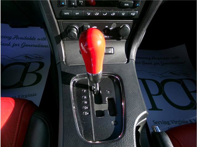 Used 2004 Ford Thunderbird image 6