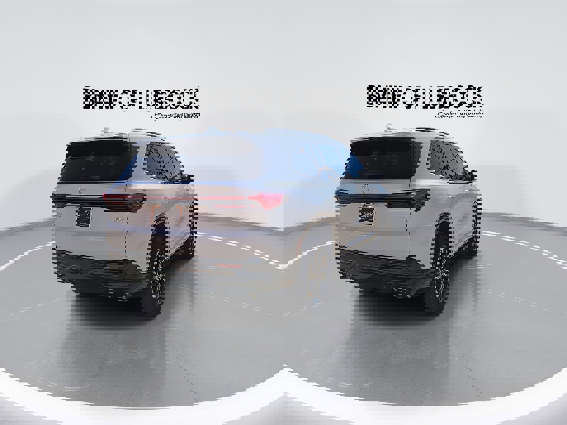 Used 2025 Buick Enclave Sport Touring image 8