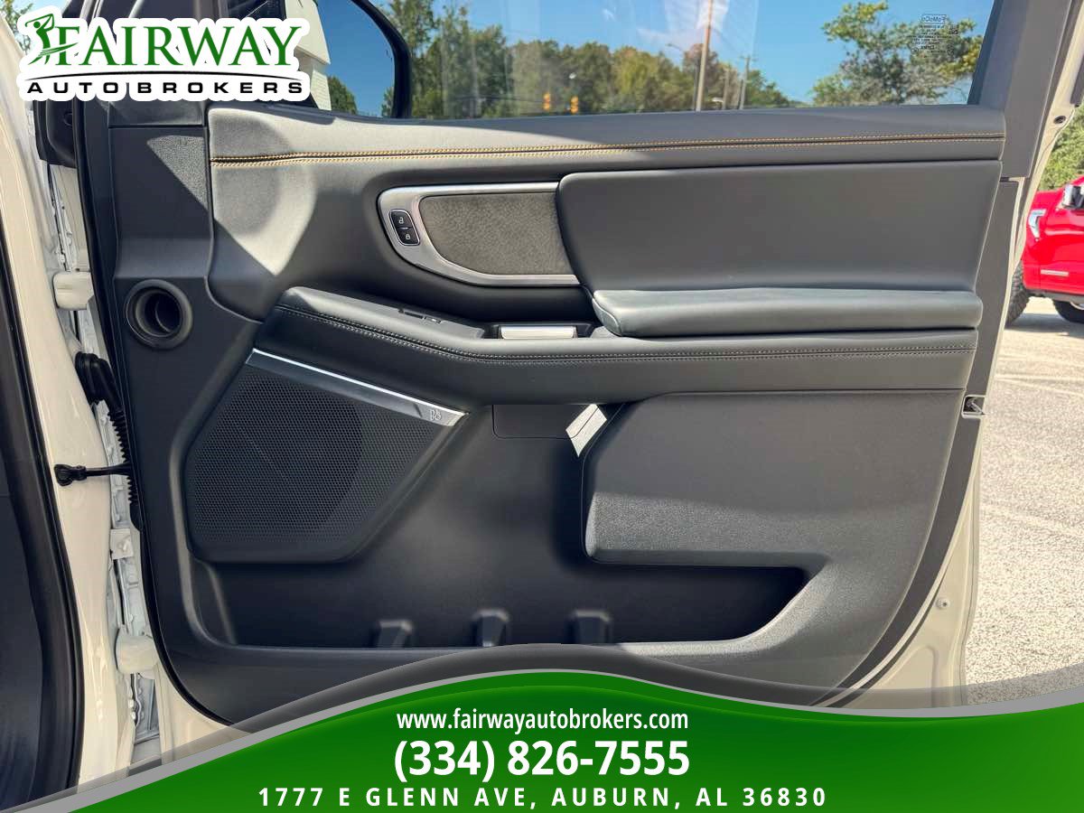 Used 2026 Ford Expedition Tremor AWD/4WD image 32