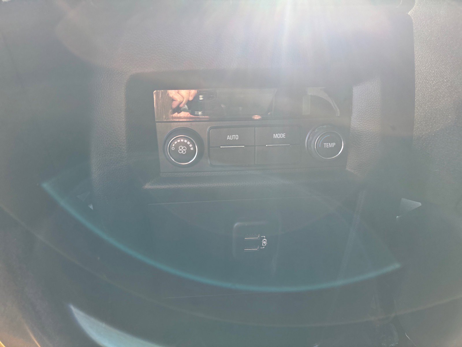 Used 2018 Chevrolet Traverse LT image 17