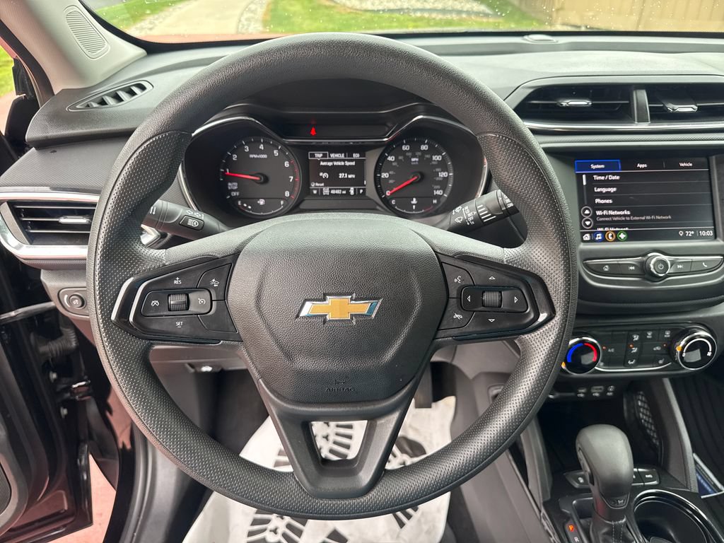 Used 2023 Chevrolet TrailBlazer LT AWD/4WD image 16