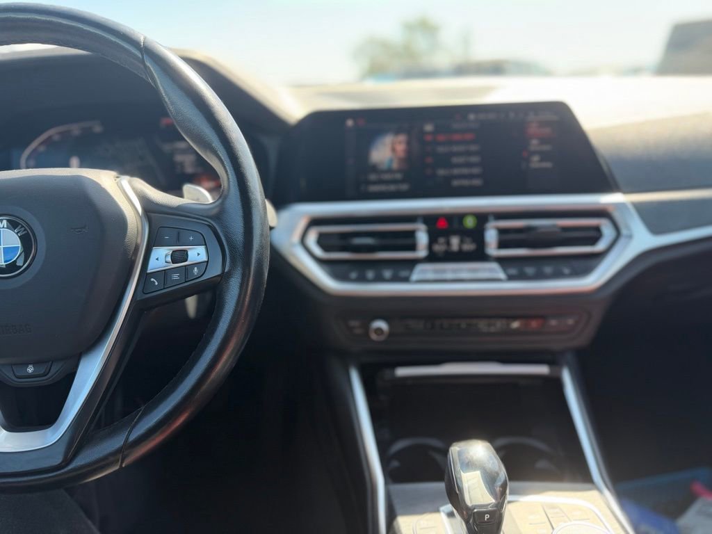 Used 2021 BMW 430i Convertible w/ Premium Package image 7