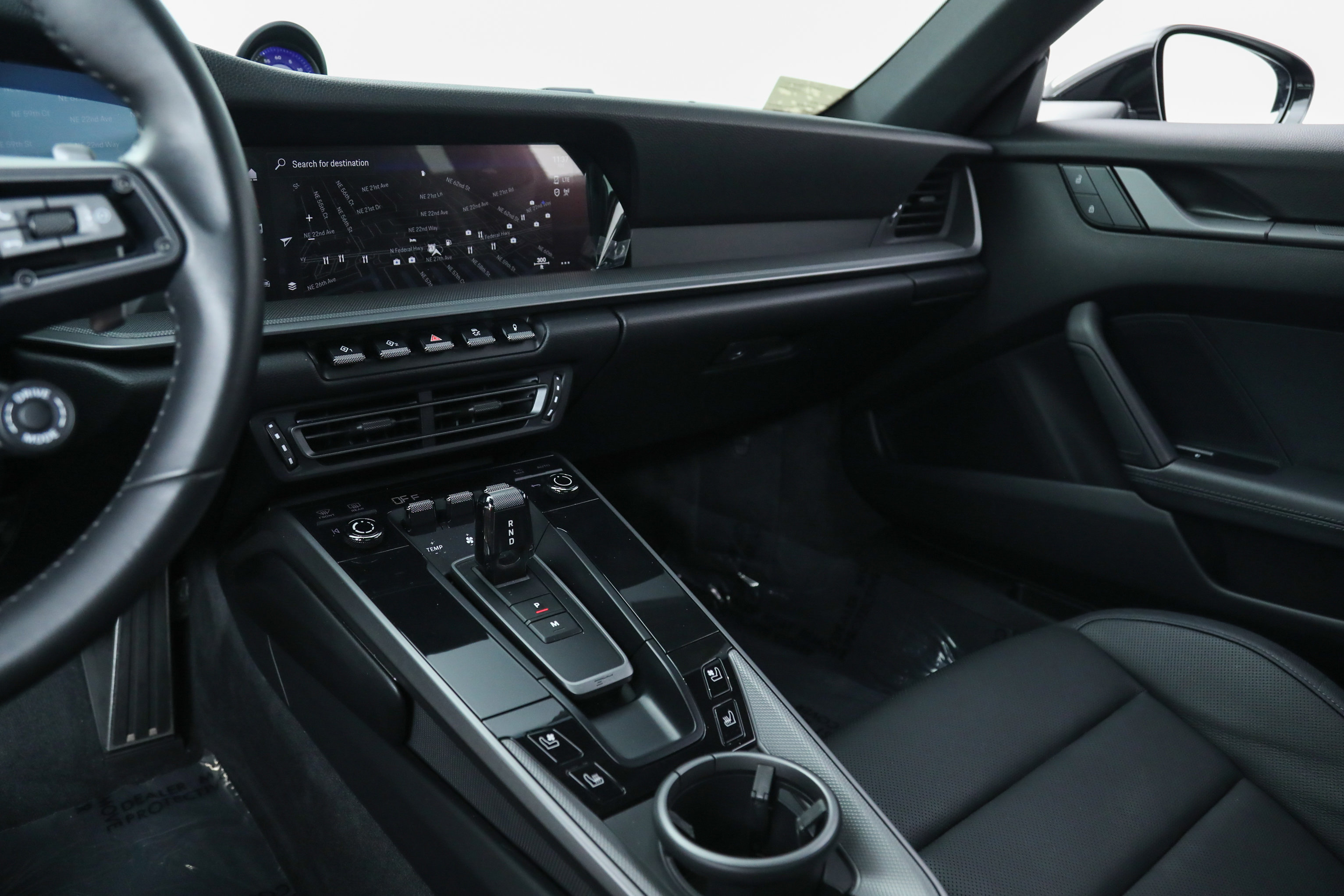 Used 2022 Porsche 911 Carrera image 32