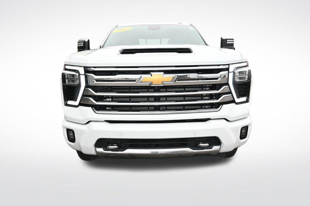 Used 2024 Chevrolet Silverado 2500 High Country w/ High Country Premium Package AWD/4WD image 43