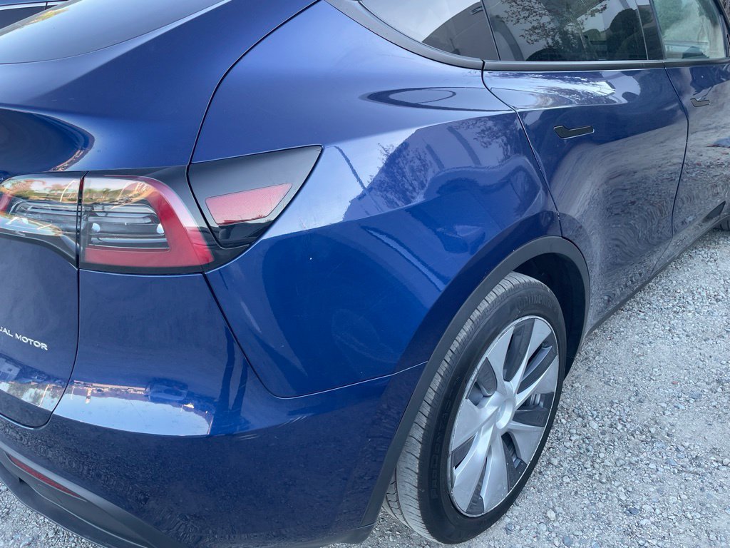 Used 2023 Tesla Model Y Long Range AWD/4WD image 4