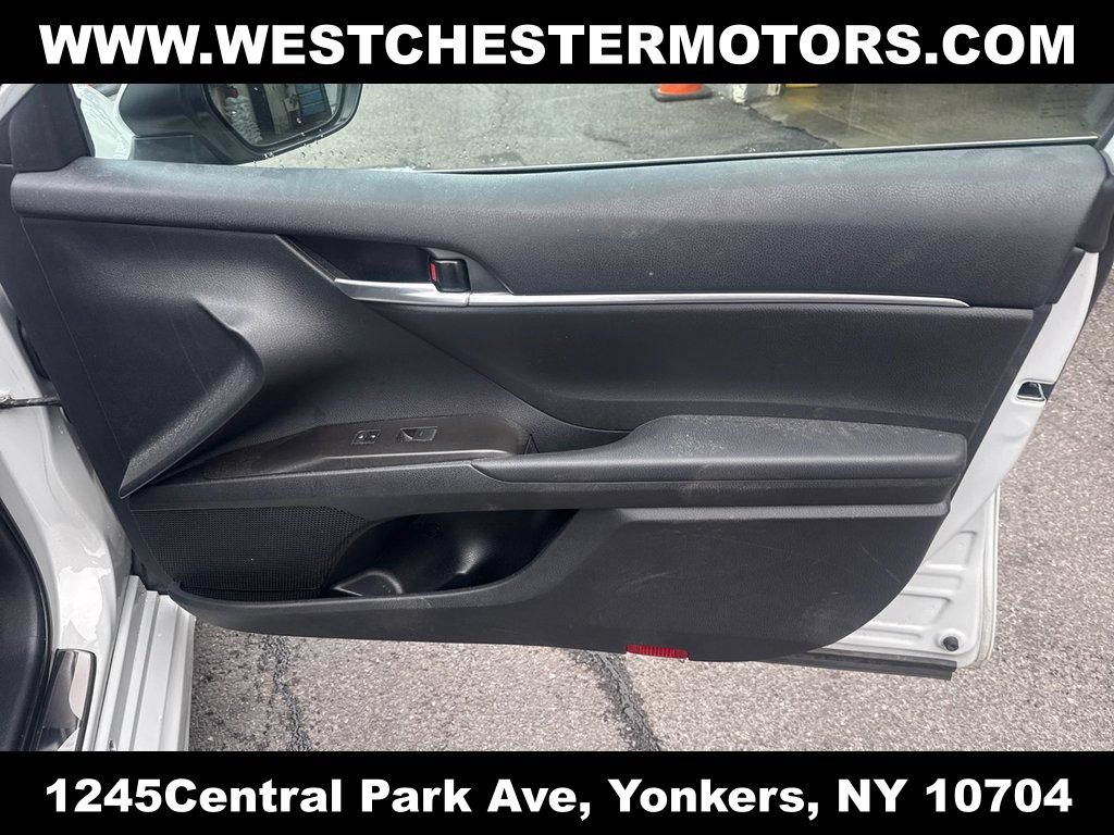 Used 2024 Toyota Camry SE w/ Convenience Package FWD image 13
