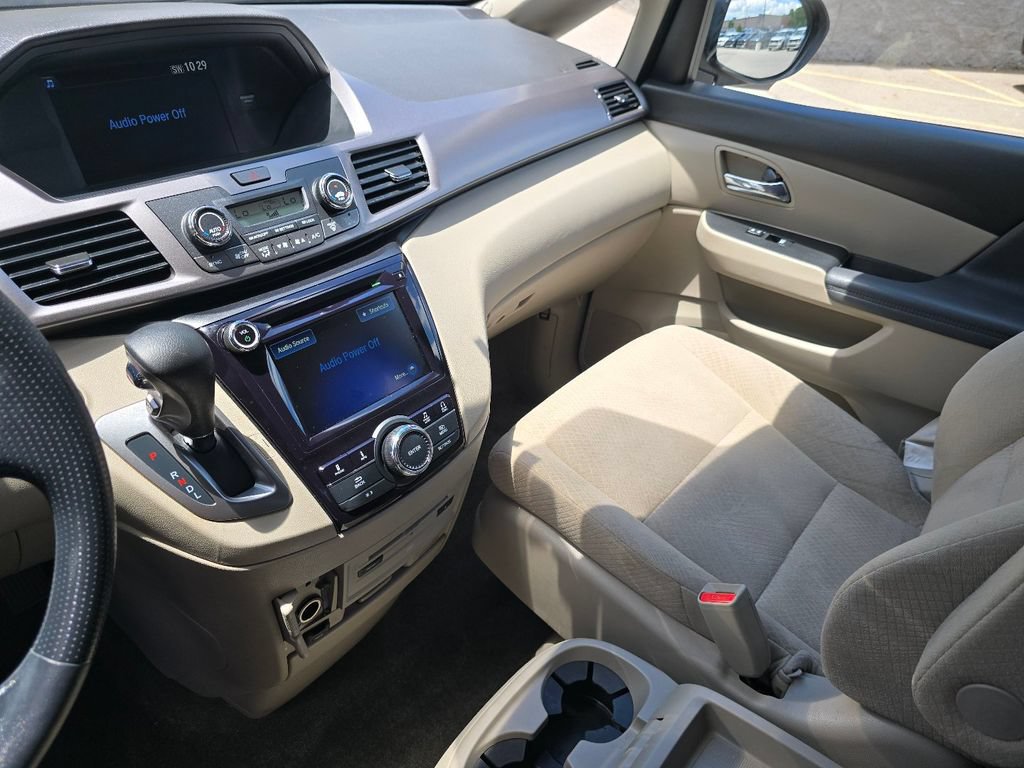 Used 2016 Honda Odyssey SE image 22