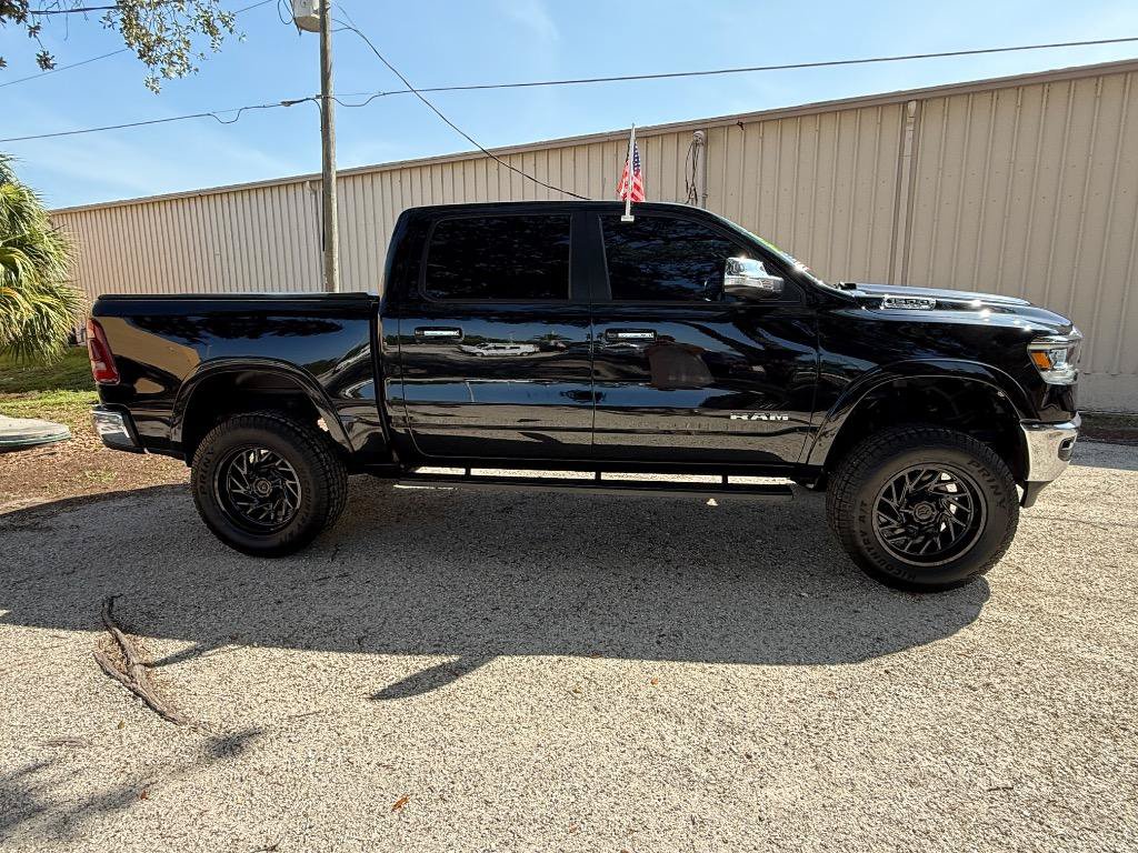 Used 2021 RAM 1500 Laramie AWD/4WD image 7