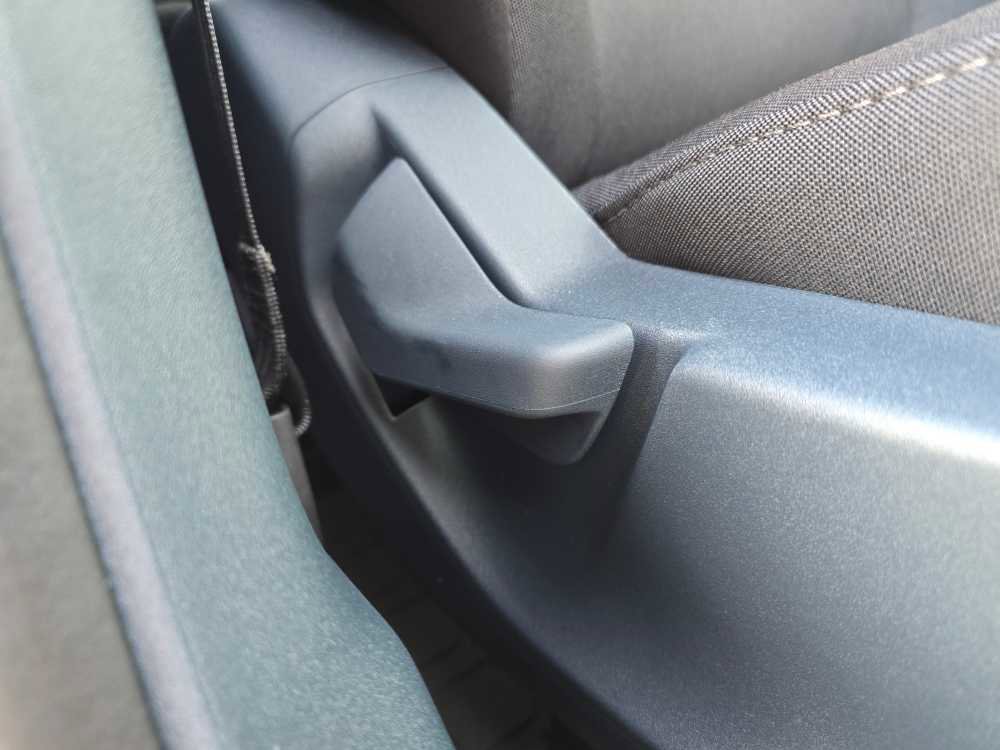 Used 2025 Ford Maverick XL w/ Equipment Group 102A image 25