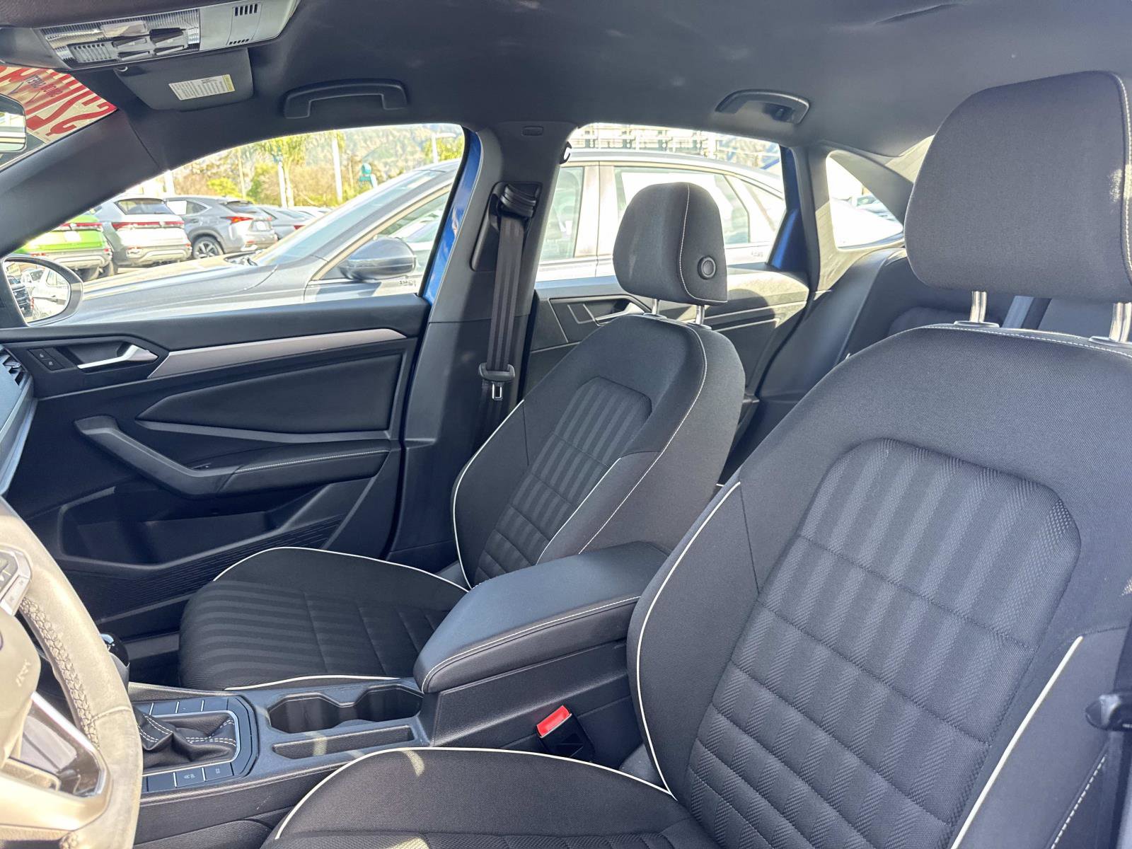 Certified 2024 Volkswagen Jetta Sport image 25