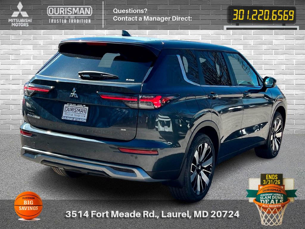 New 2026 Mitsubishi Outlander LE image 2