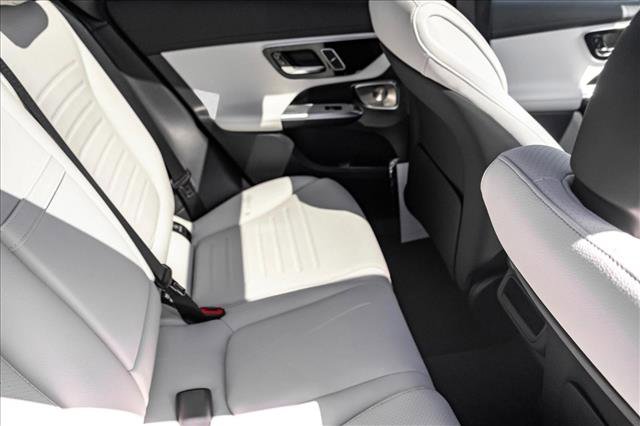 New 2026 Mercedes-Benz GLC 300 4MATIC image 21