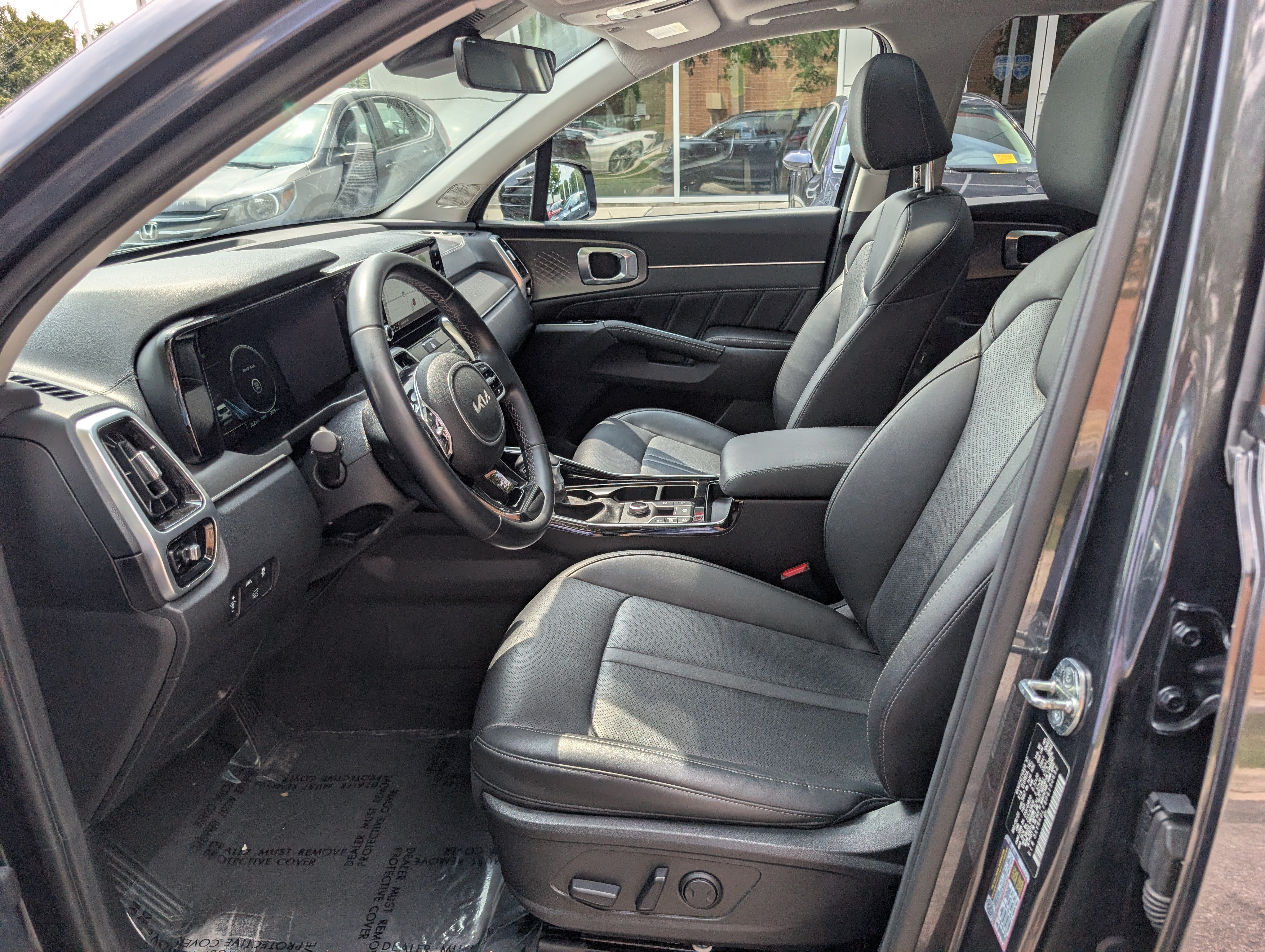 Used 2023 Kia Sorento SX AWD/4WD image 18