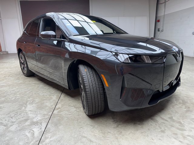 Used 2026 BMW iX xDrive45 image 7