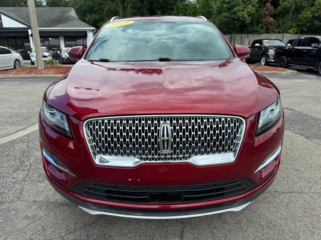 Used 2019 Lincoln MKC Premiere image 2
