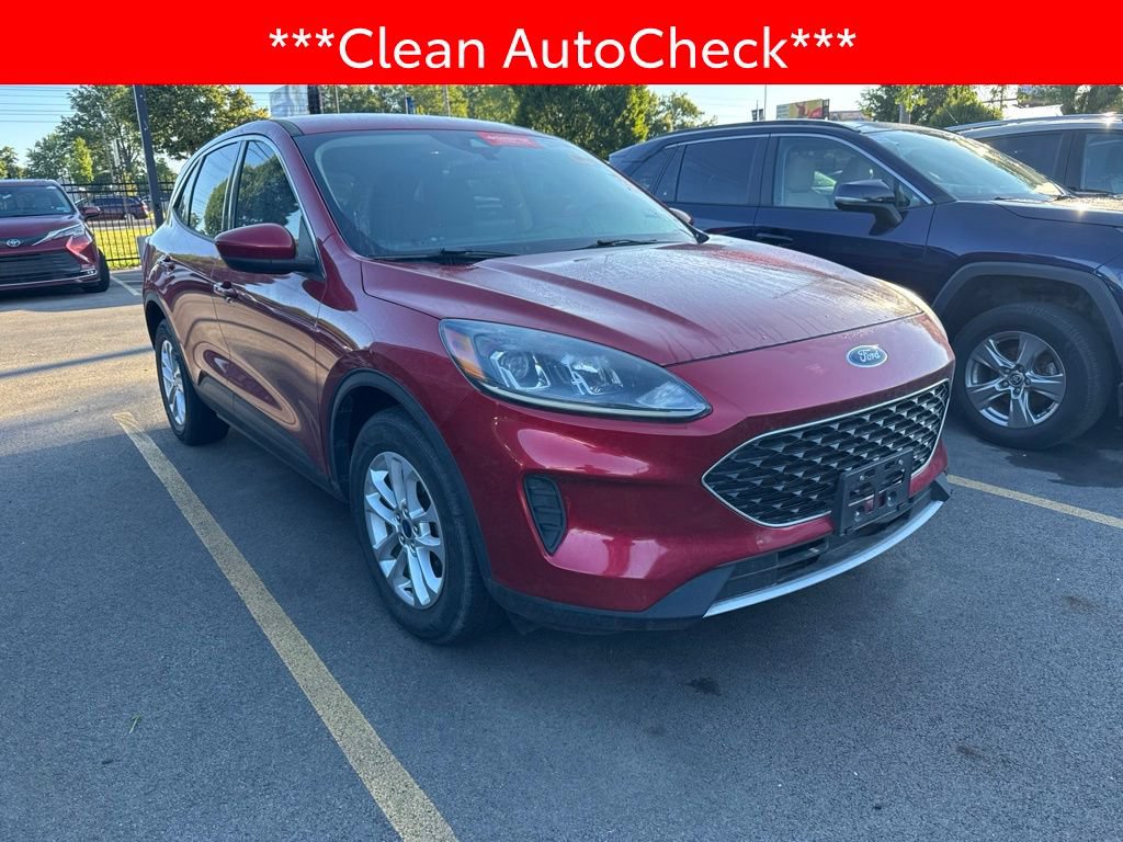Used 2020 Ford Escape SE FWD image 3
