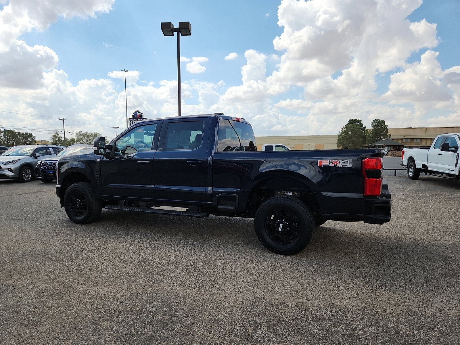 Certified 2023 Ford F250 XLT w/ XLT Premium Package image 4