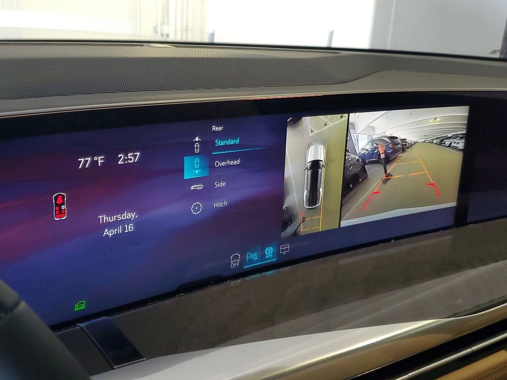 New 2026 Cadillac Escalade IQL Sport 2 w/ LPO, ONYX Package AWD/4WD image 22