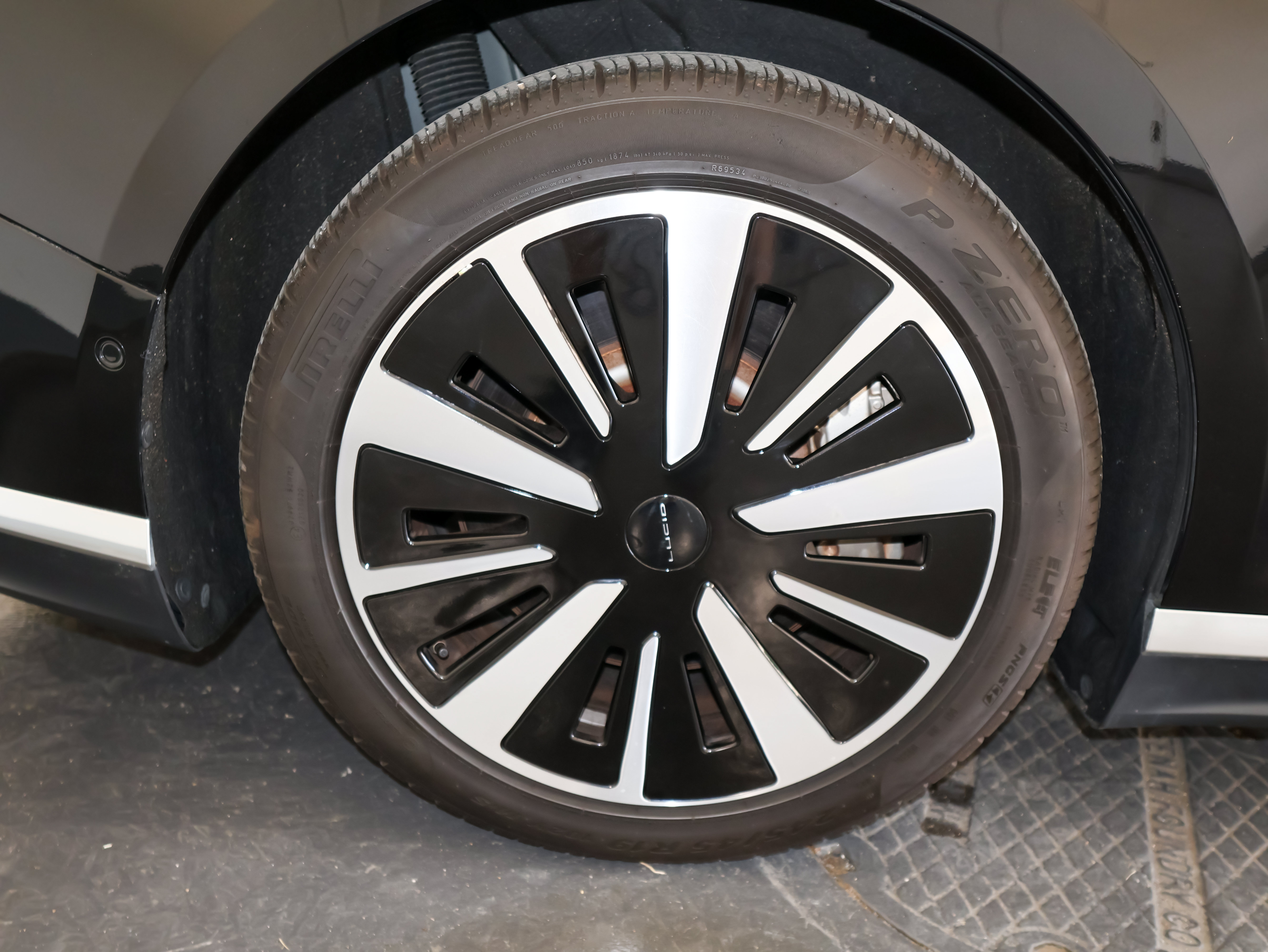 Used 2023 Lucid Air Pure AWD/4WD image 41