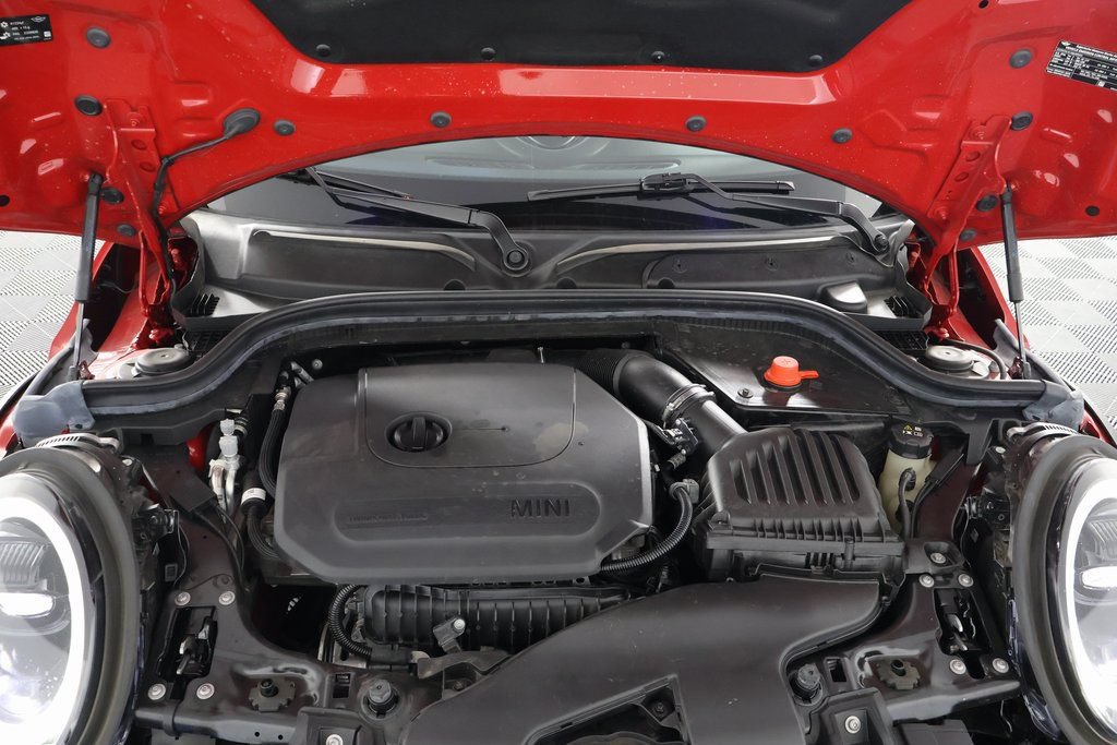 Used 2024 MINI Cooper 2-Door Hardtop FWD image 12