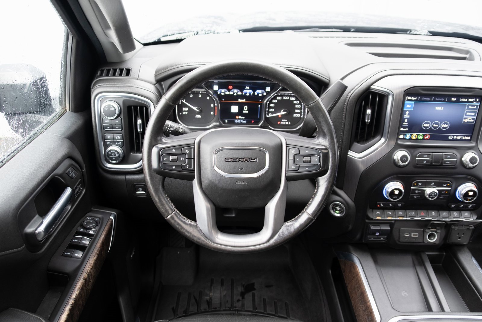 Used 2020 GMC Sierra 1500 Denali image 2