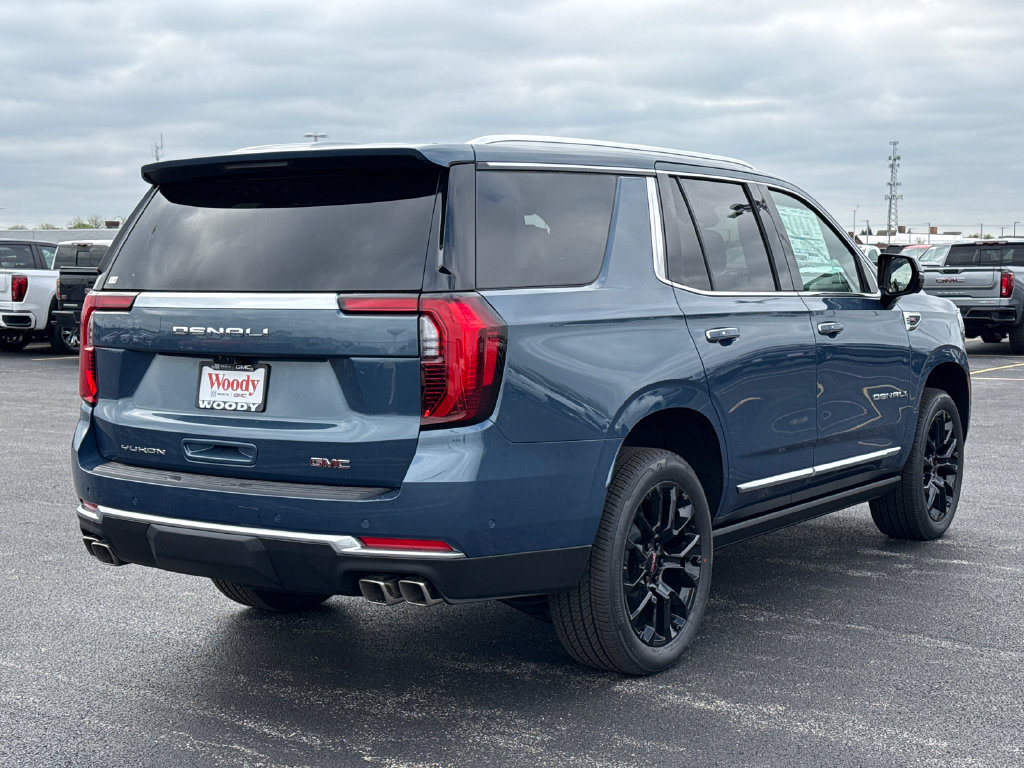 New 2026 GMC Yukon Denali w/ Denali Reserve Package AWD/4WD image 10