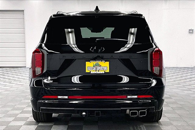 Used 2024 Hyundai Palisade Calligraphy image 4
