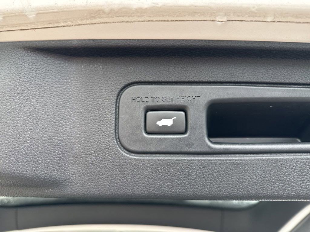 Certified 2023 Honda Pilot Elite image 8