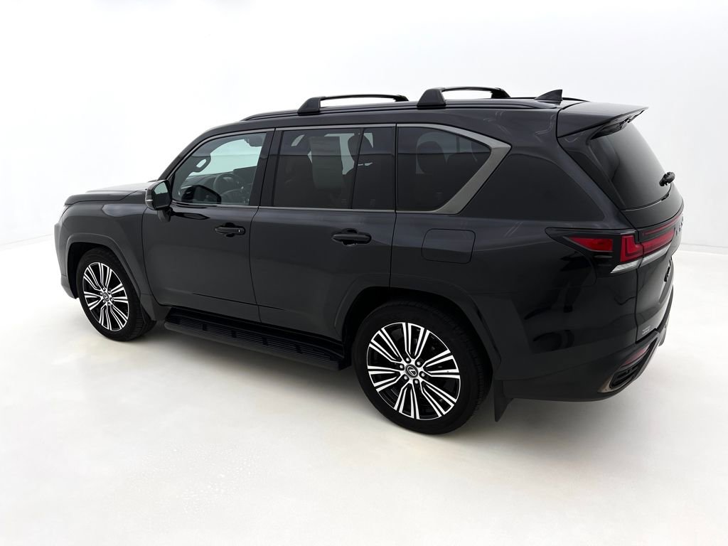Used 2024 Lexus LX 600 4WD w/ Appearance Package image 10