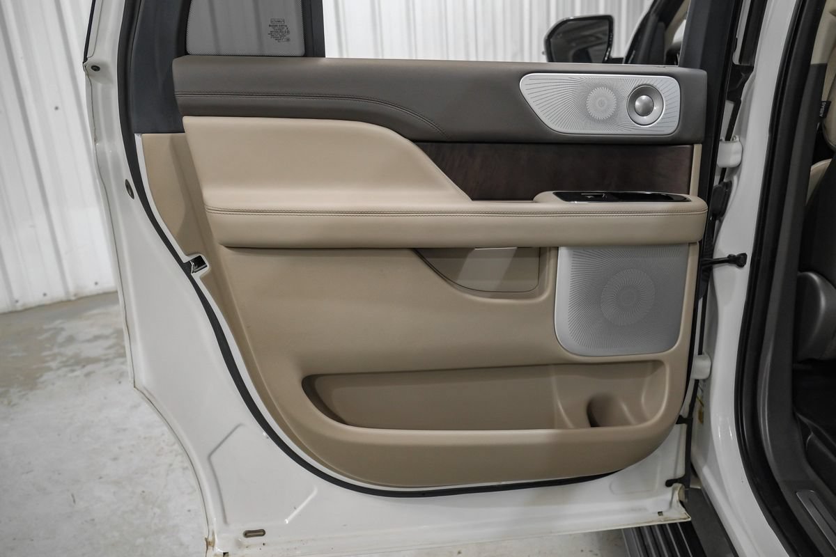 Used 2022 Lincoln Navigator L Reserve AWD/4WD image 48