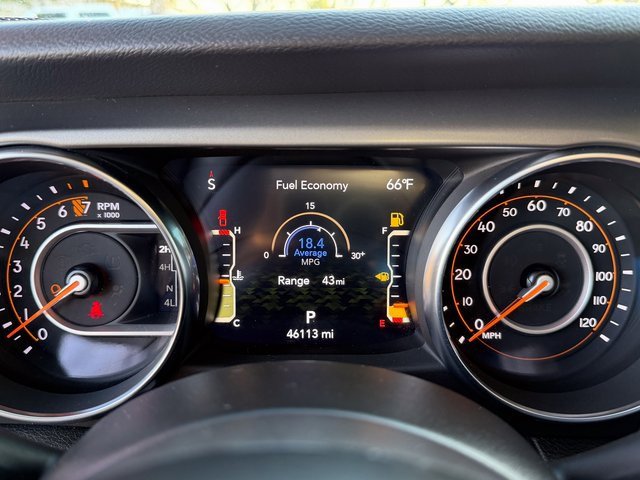 Used 2023 Jeep Gladiator Willys image 13