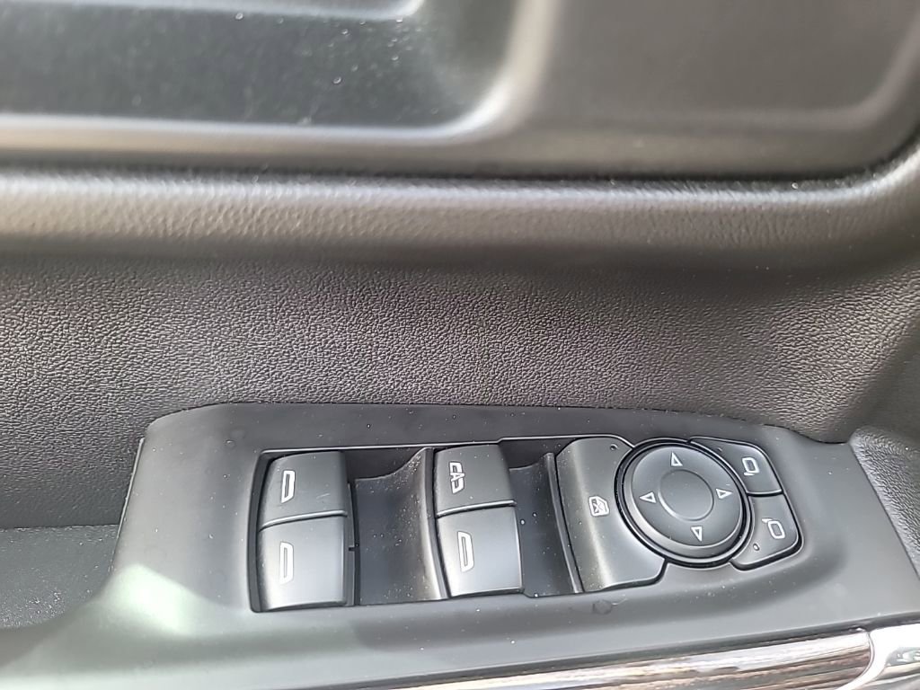 Used 2020 GMC Sierra 1500 Elevation w/ Elevation Value Package image 11