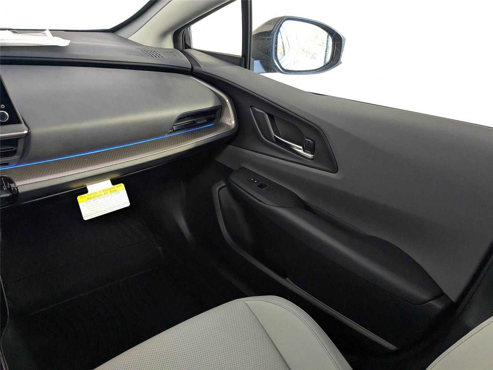 New 2026 Toyota Prius XLE image 9