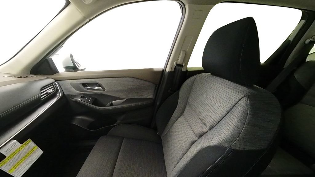 Certified 2023 Nissan Rogue SV AWD/4WD image 28
