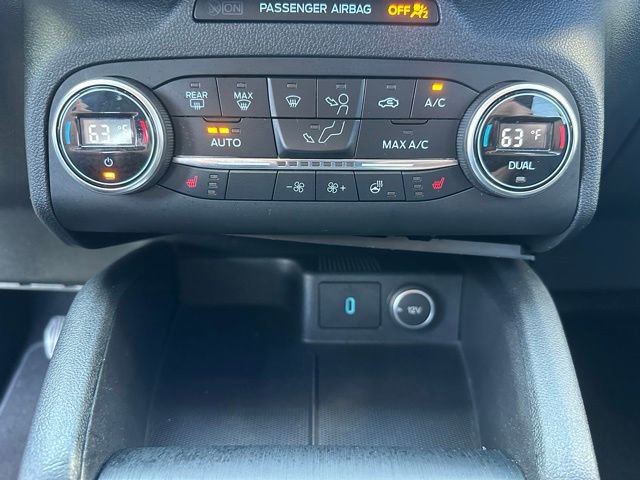 Used 2020 Ford Escape Titanium FWD image 20