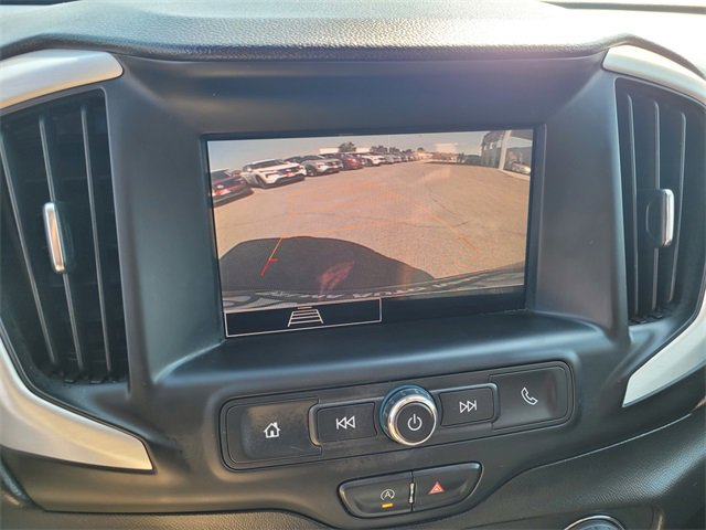 Used 2022 GMC Terrain SLE w/ Driver Convenience Package image 19