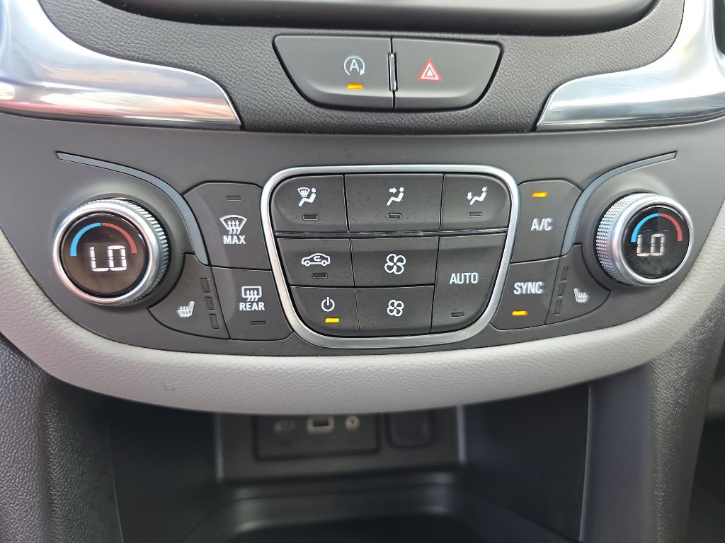 Used 2024 Chevrolet Equinox LT image 29