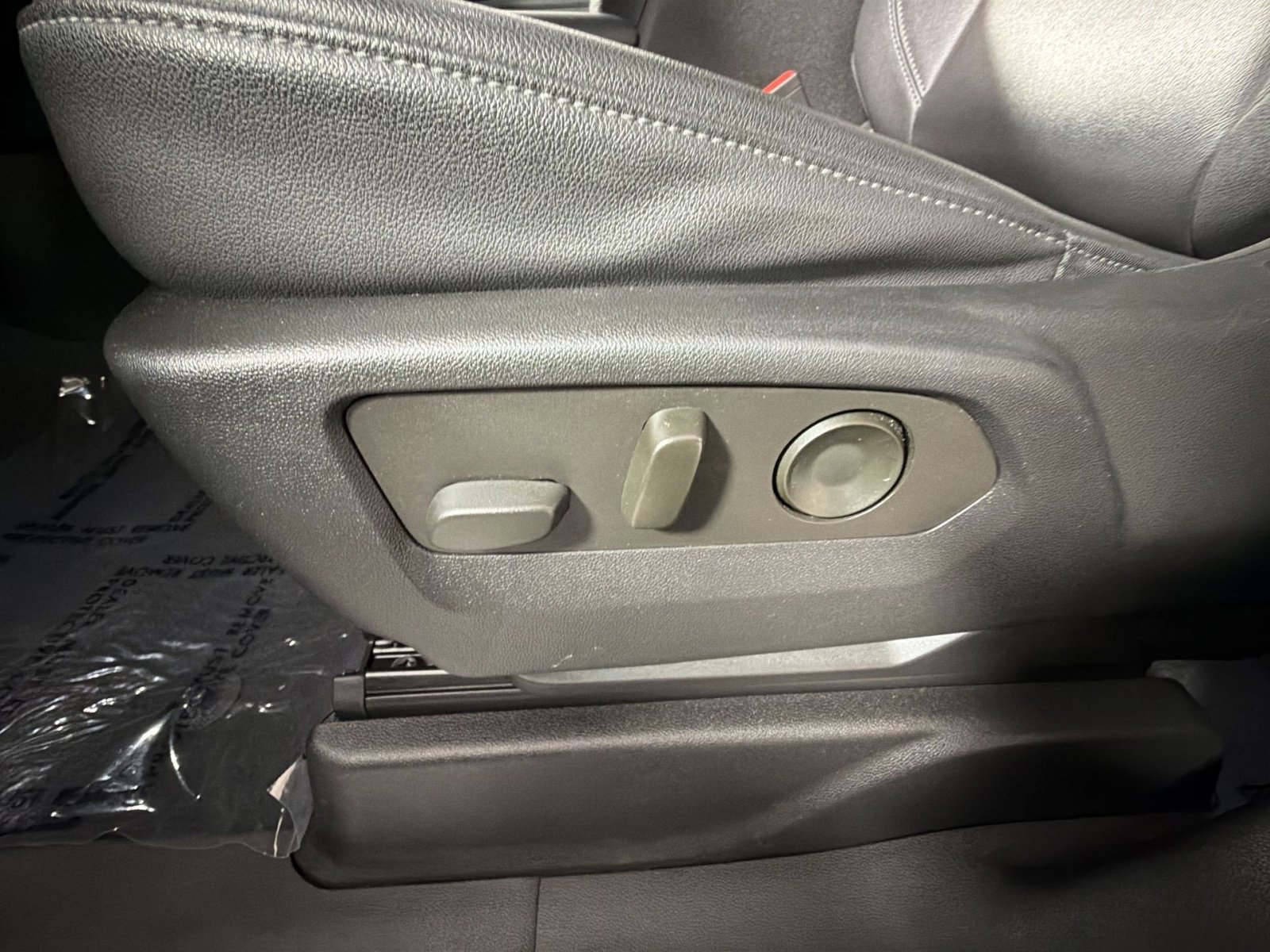 Used 2022 Chevrolet Tahoe LT w/ Luxury Package image 14