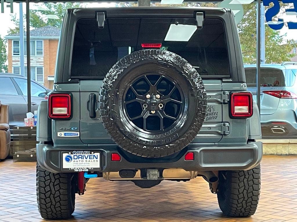 Used 2024 Jeep Wrangler Unlimited AWD/4WD image 8