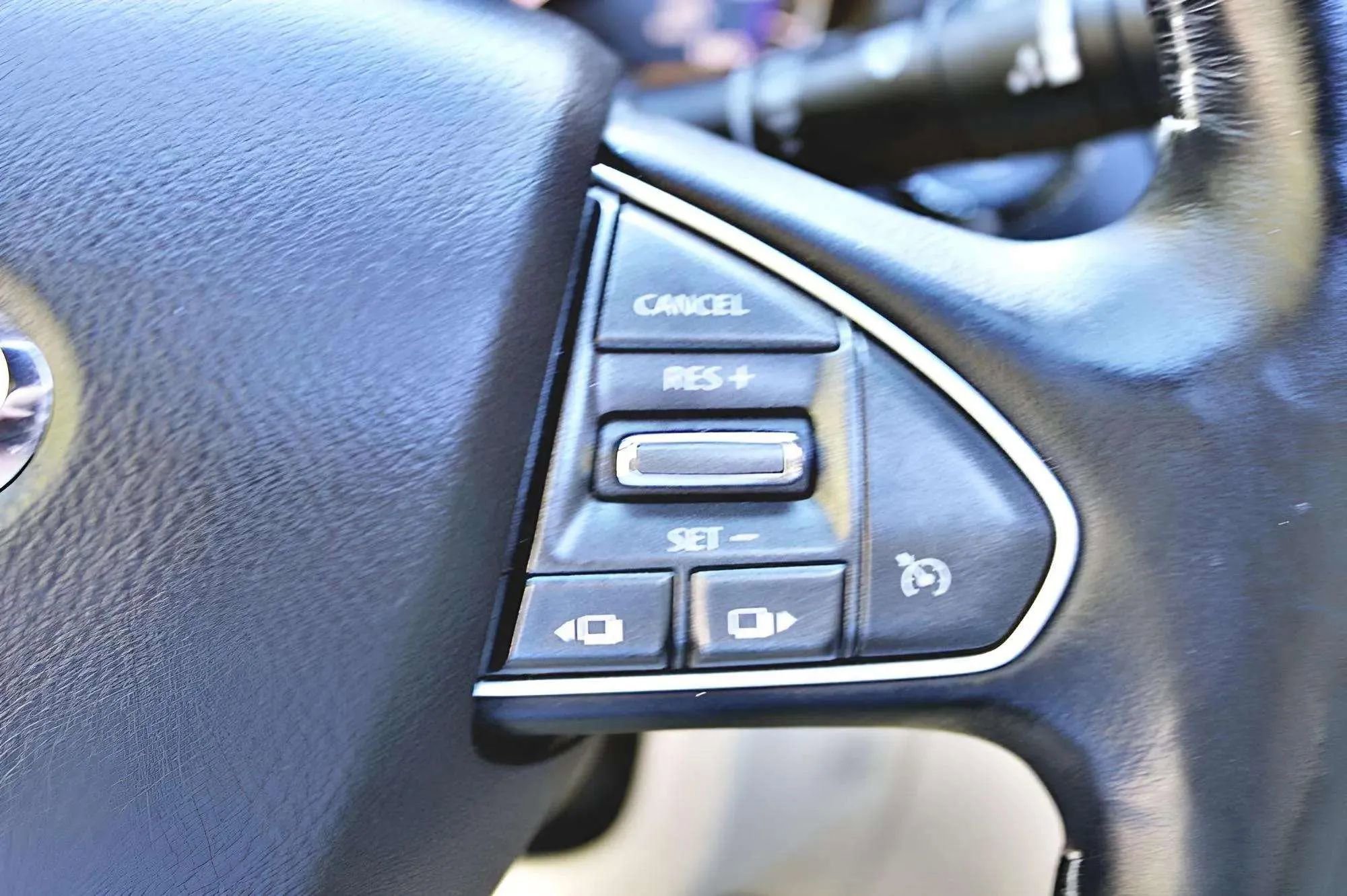 Used 2014 INFINITI Q50 Premium w/ Navigation Package image 11