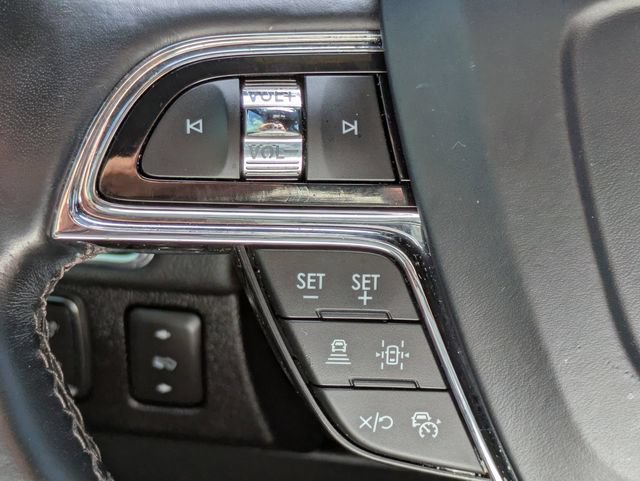 Used 2022 Lincoln Navigator L Reserve AWD/4WD image 26