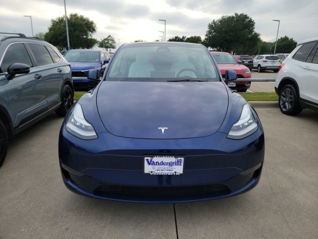 Used 2021 Tesla Model Y Long Range AWD/4WD image 2