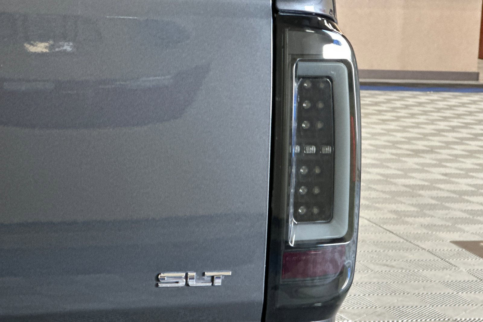 Used 2016 GMC Canyon SLT w/ Driver Alert Package image 48